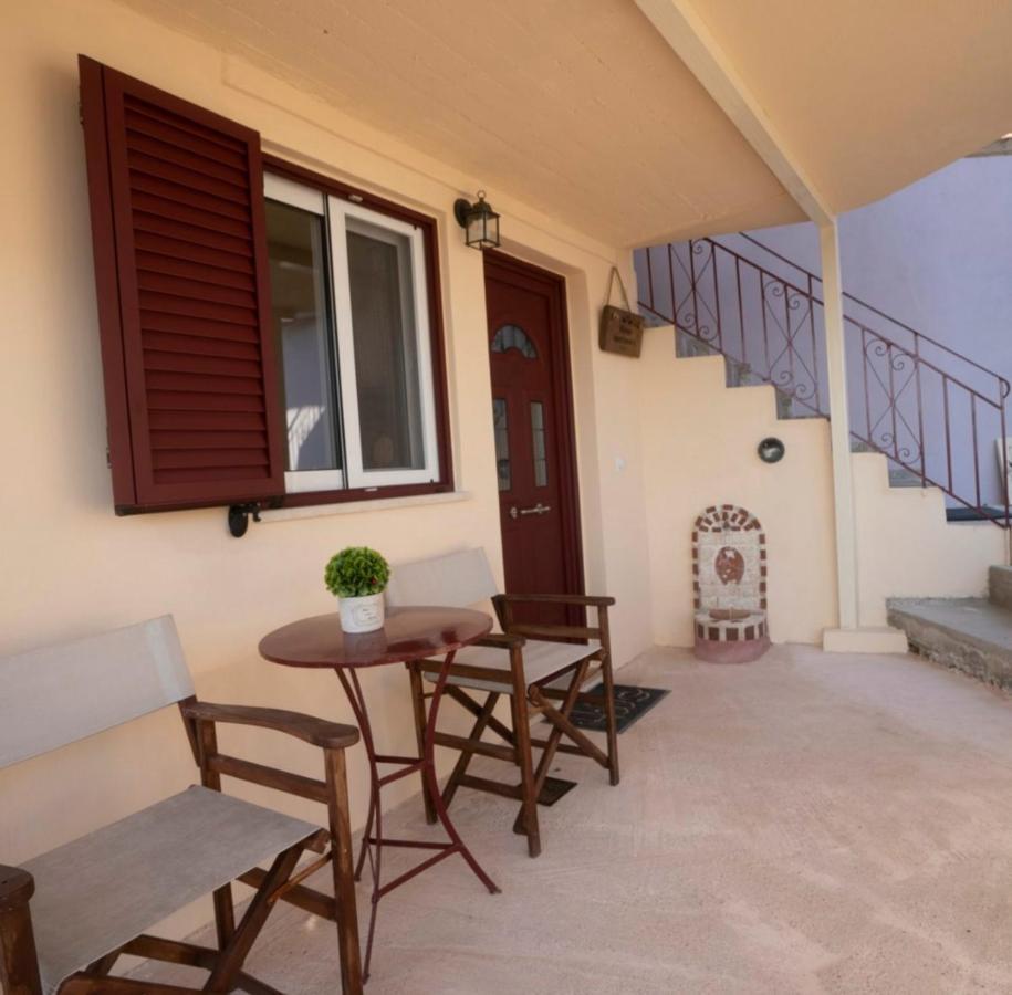 Manto Apartments Lefkada Evgiros ภายนอก รูปภาพ
